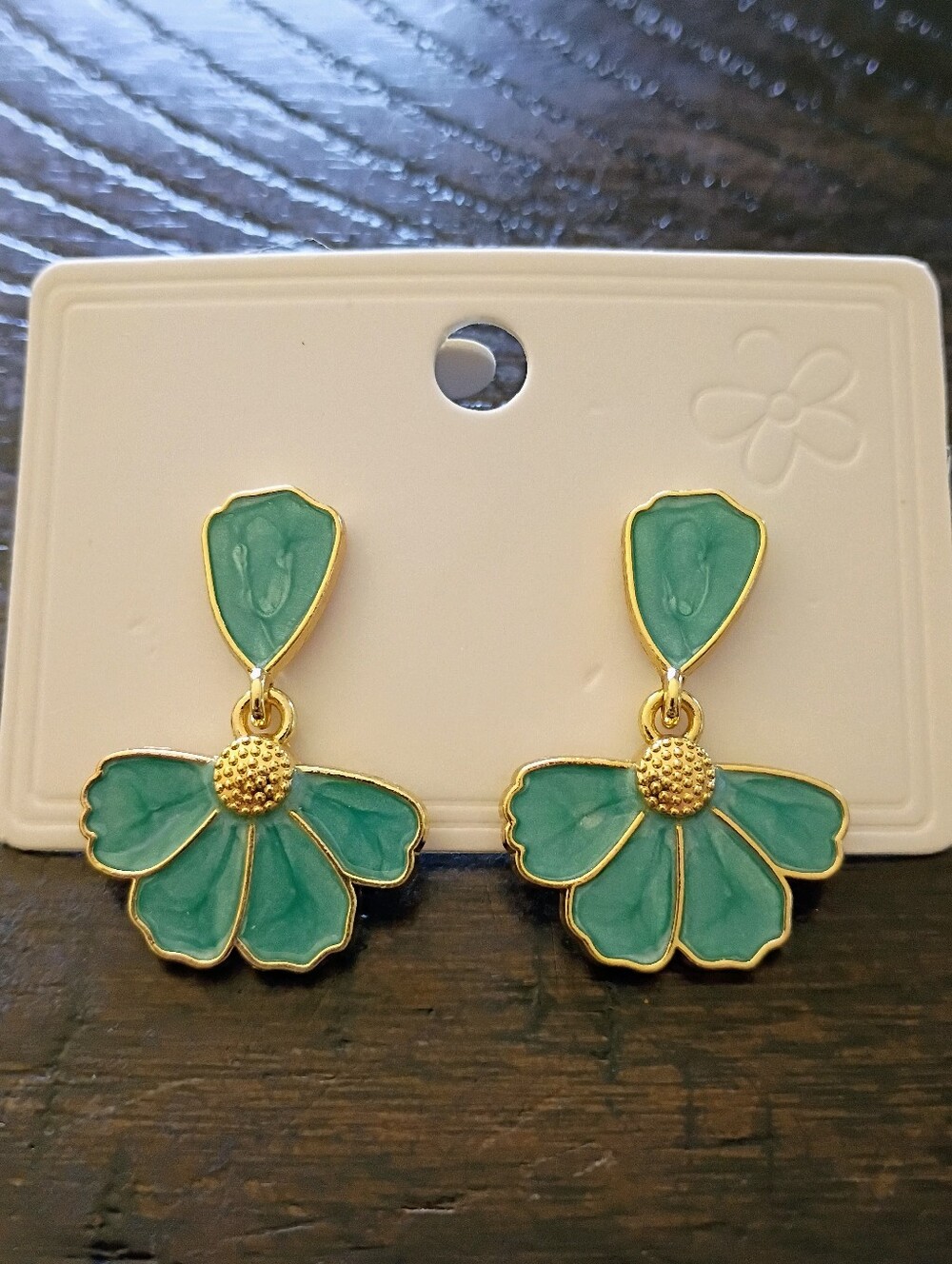 New Elegant Gold and Green Floral Earrings